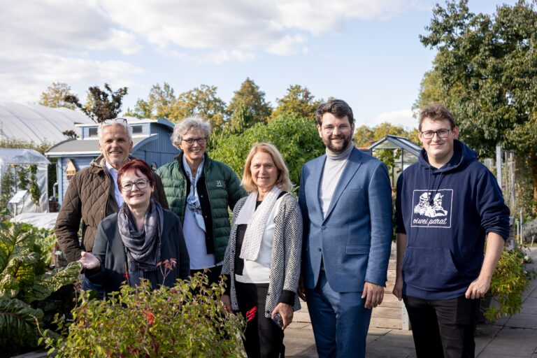 Arbeiten am grünen Campus der Zukunft: Grüne Hochschulbautour zu Gast an der Hochschule Weihenstephan-Triesdorf